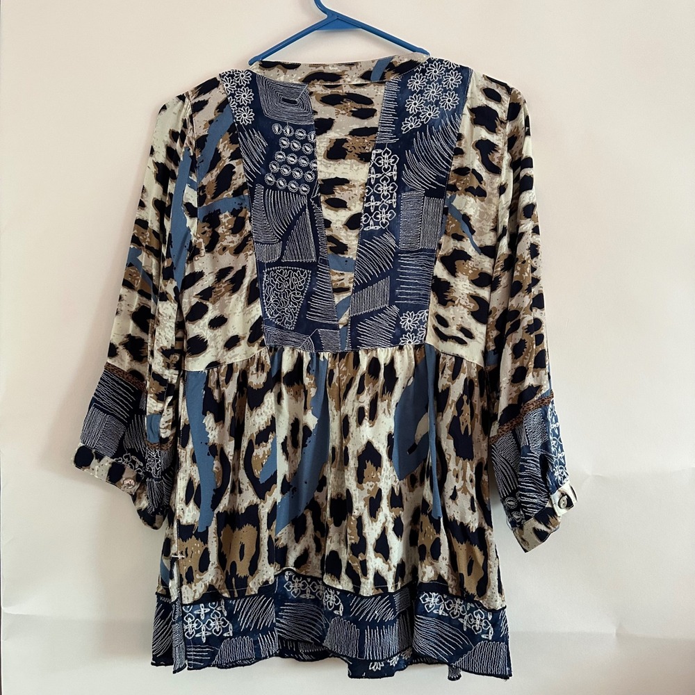 John Mark Leopard Print Embroidered Patchwork Blouse Blue Tan Medium - Picture 2 of 7